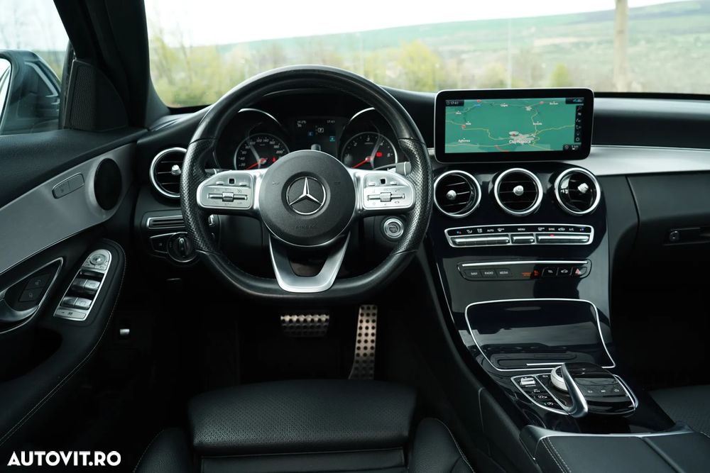 Mercedes-Benz C 220 d 4Matic 9G-TRONIC AMG Line - 12
