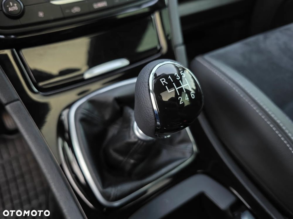 Ford S-Max 2.0 TDCi Titanium - 24