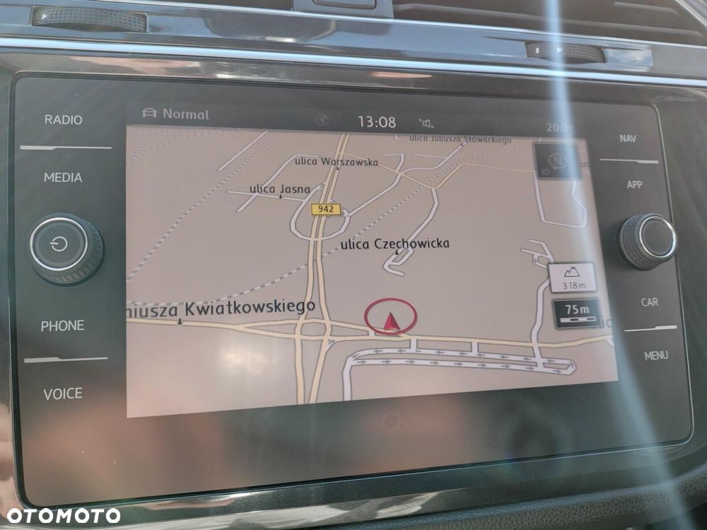 Volkswagen Tiguan - 29