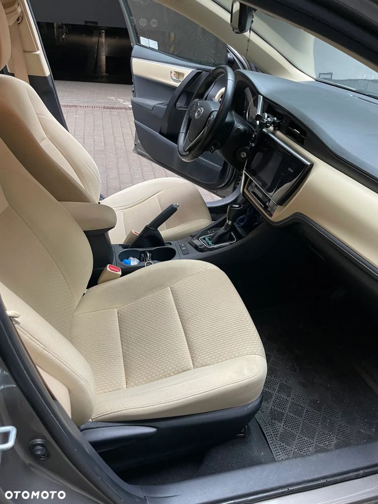 Toyota Corolla 1.6 Comfort MS - 6