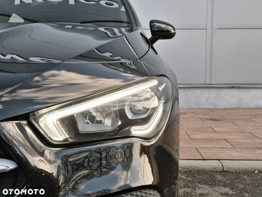 Mercedes-Benz CLA 200 7G-DCT Progressive - 5