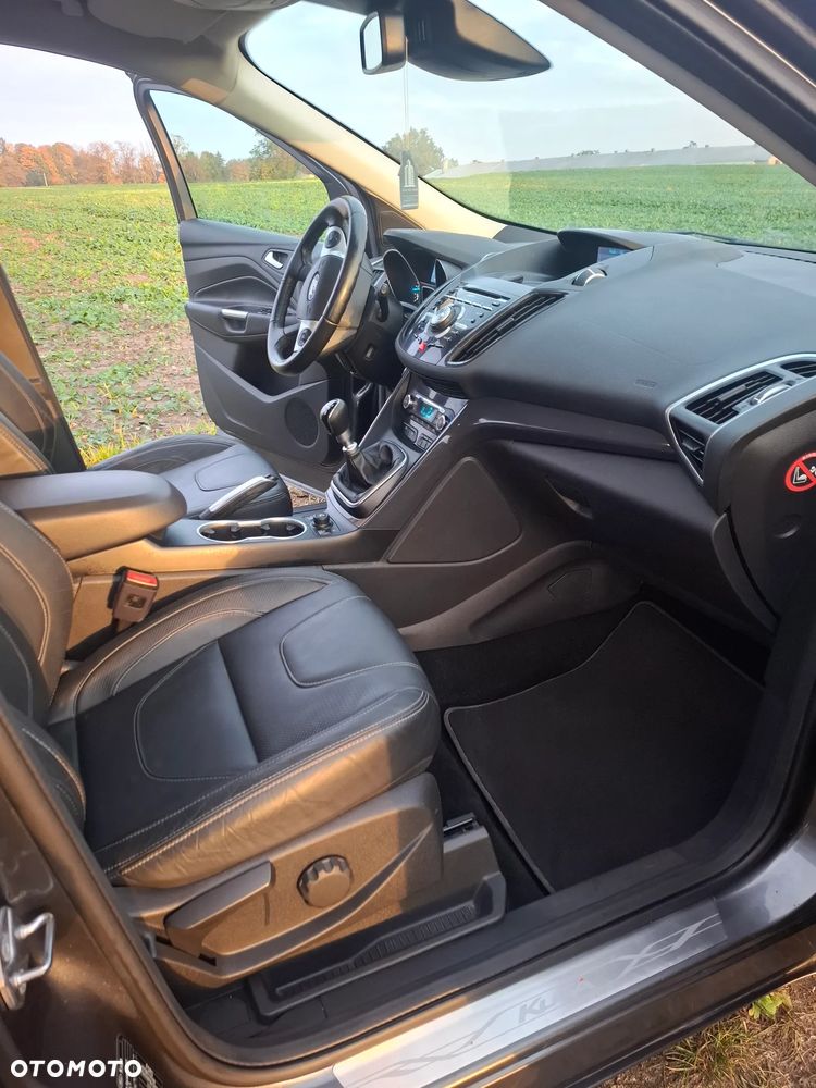 Ford Kuga 2.0 TDCi 4WD Titanium Plus - 21