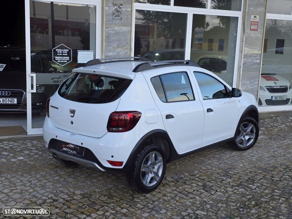 Dacia Sandero 0.9 TCe Stepway - 4