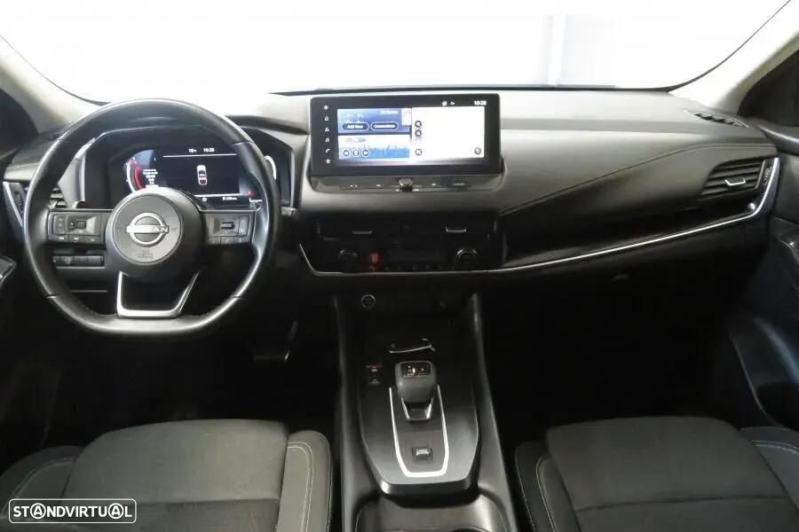 Nissan Qashqai 1.3 DIG-T N-Connecta LED Xtronic — fotografia 34