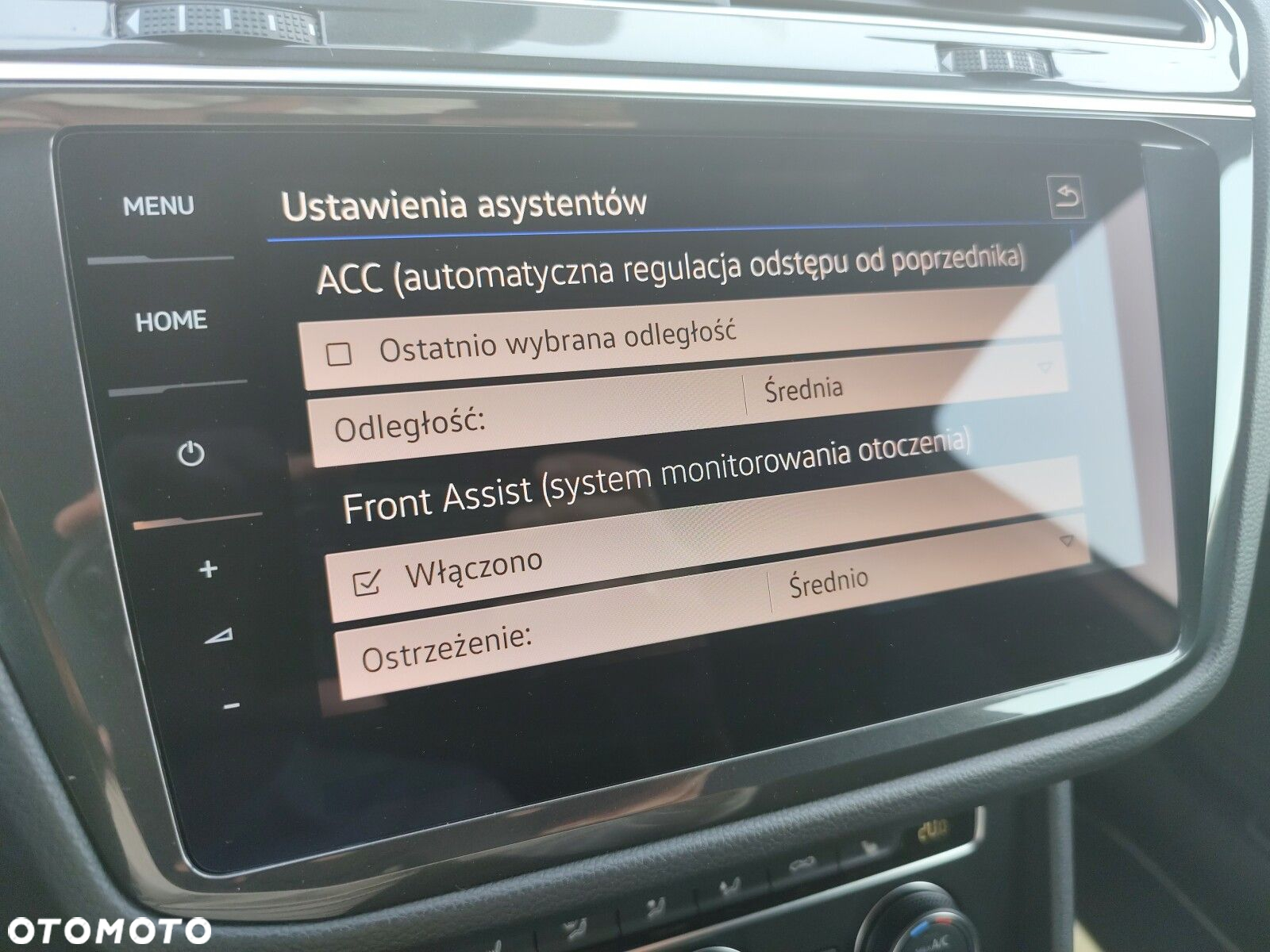 Volkswagen Tiguan - 34