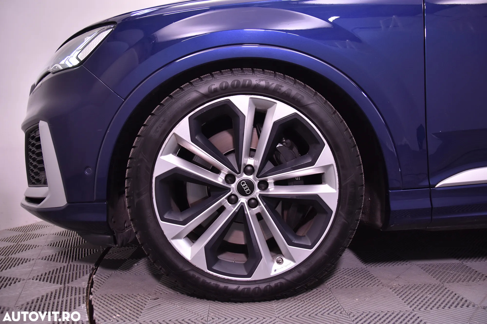 Audi SQ7 quattro Tiptronic - 14