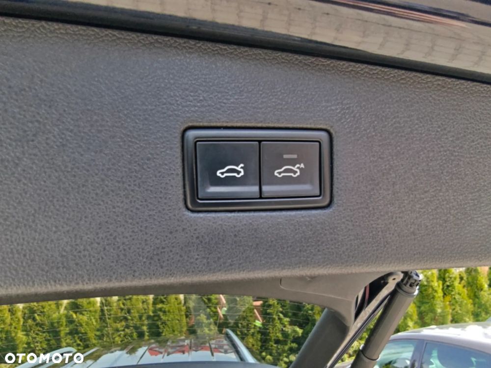 Volkswagen Tiguan - 29