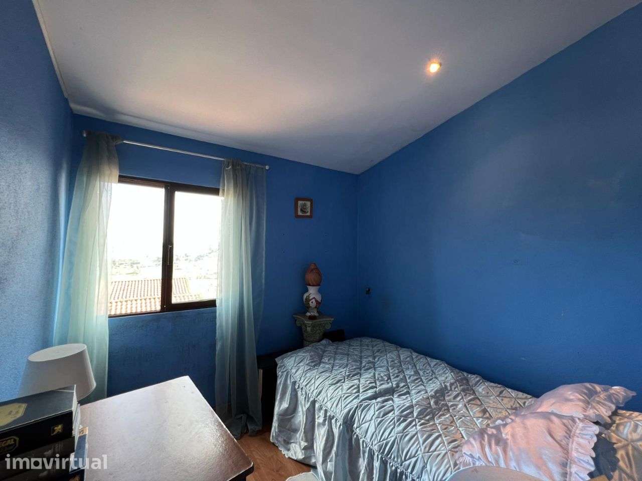 Vende-se moradia V3 na Amadora - Grande imagem: 2/20