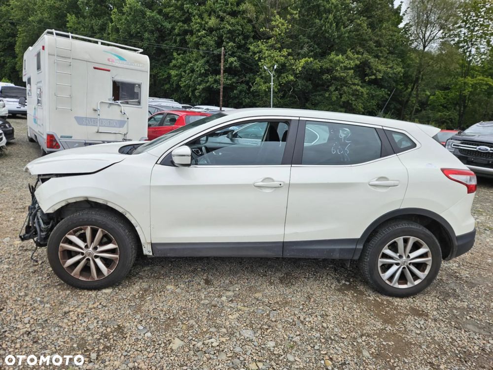 Nissan Qashqai 1.5 dCi Tekna - 2