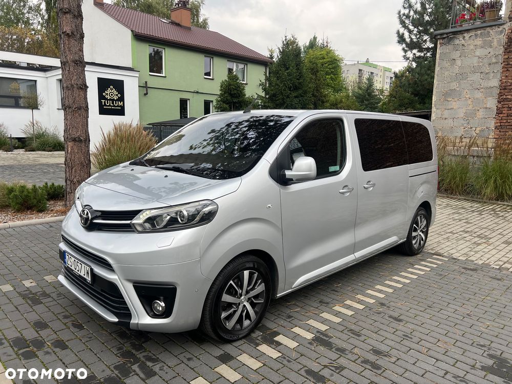 Toyota ProAce Kombi 2.0 D-4D Medium 2,8t - 1