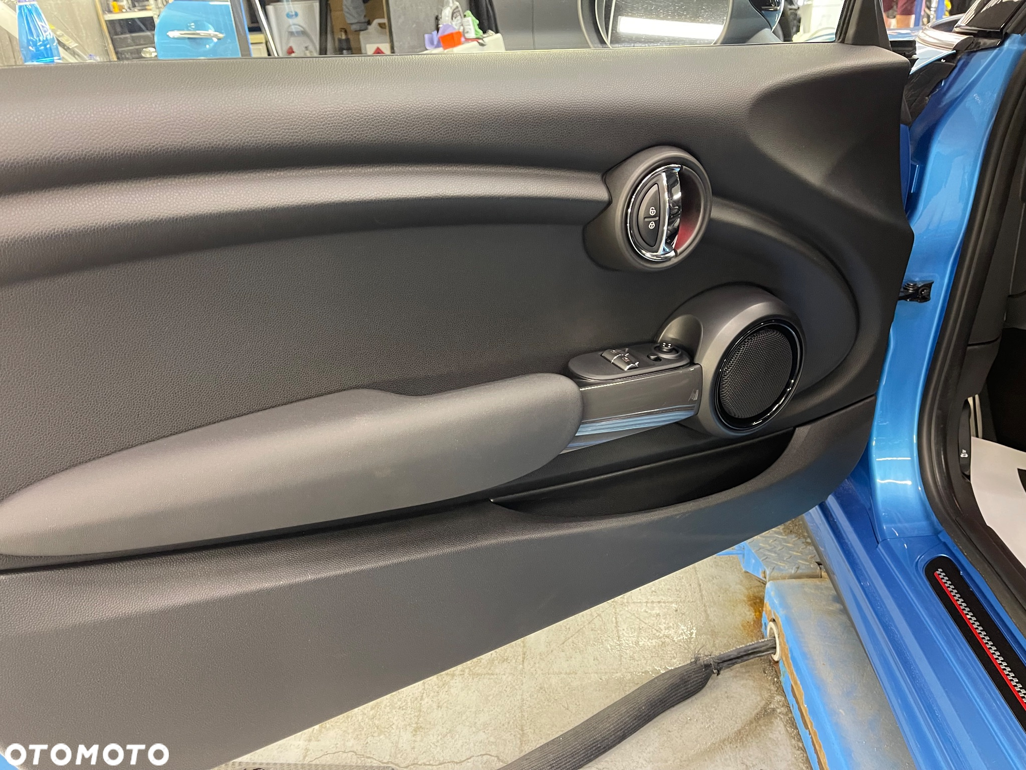 MINI Cooper John Works Trim - 17