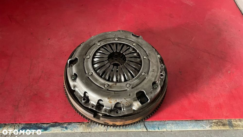 Sprzęgło kompletne Opel Vivaro Trafic silnik M9r630