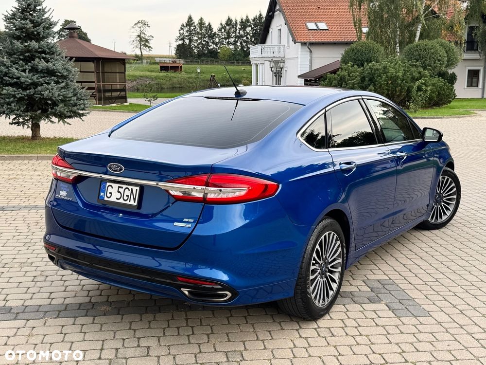 Ford Fusion 2.0 EcoBoost Titanium - 17
