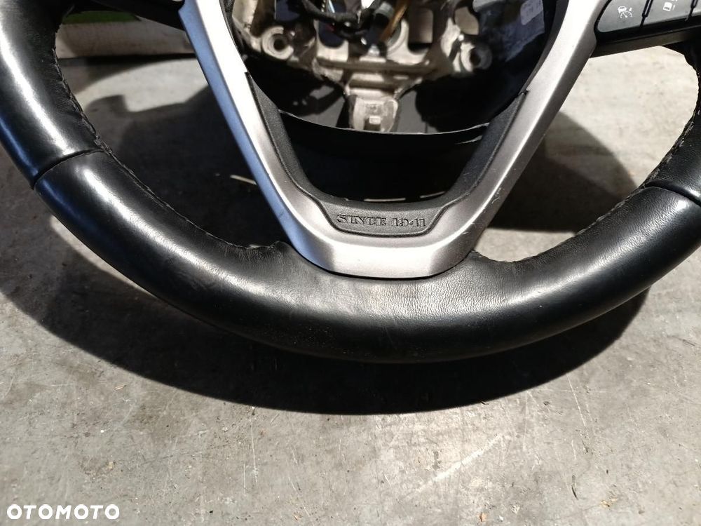 JEEP GRAND CHEROKEE WK2 KIEROWNICA SKÓRA MULTIFUNKCJA - 3