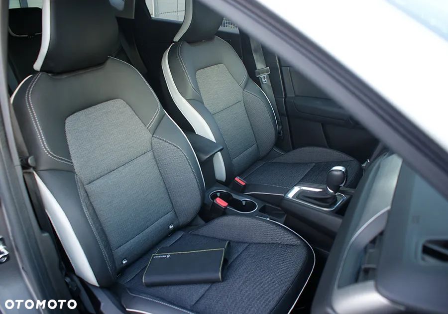 Renault Captur - 14