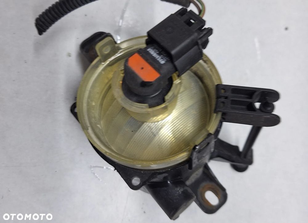 HALOGEN PRAWY ,KRATKA ZDERZAKA -OPEL ZAFIRA B LIFT / 2011 ROK - 5