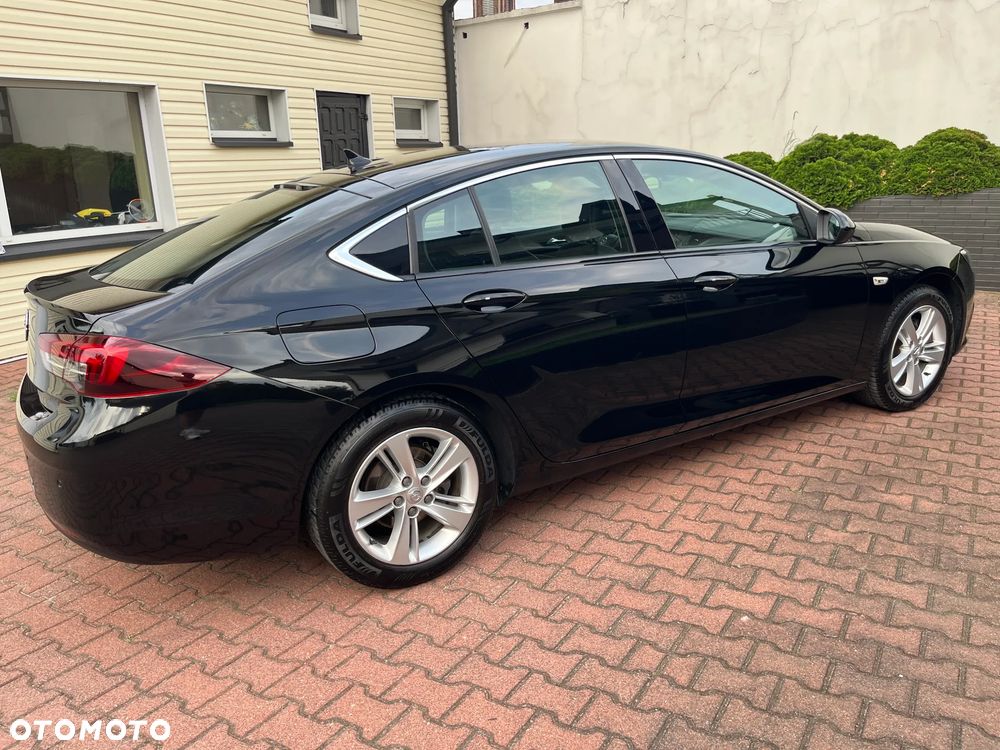 Opel Insignia 1.5 T GPF Elite S&S - 10