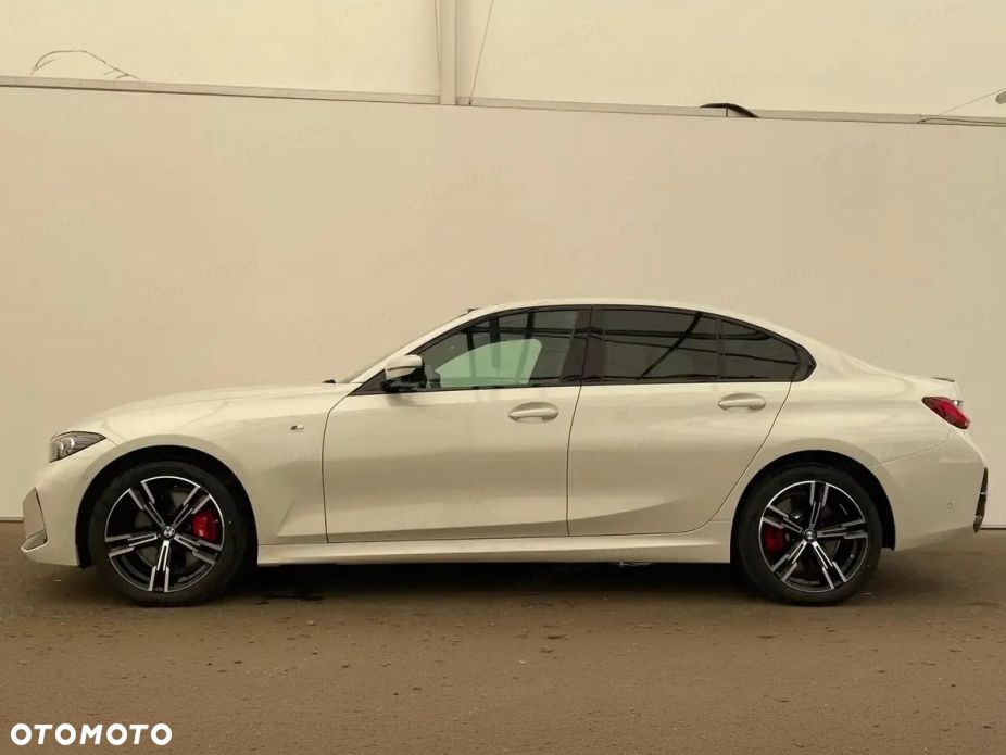 BMW Seria 3 320i xDrive M Sport sport - 3