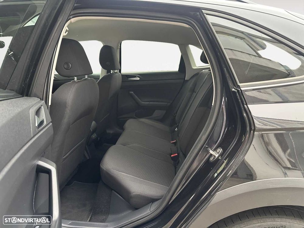 VW Taigo 1.0 TSI Urban DSG - 13