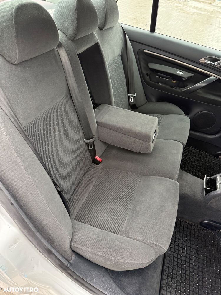 Skoda Superb 1,9 TDI Elegance - 12