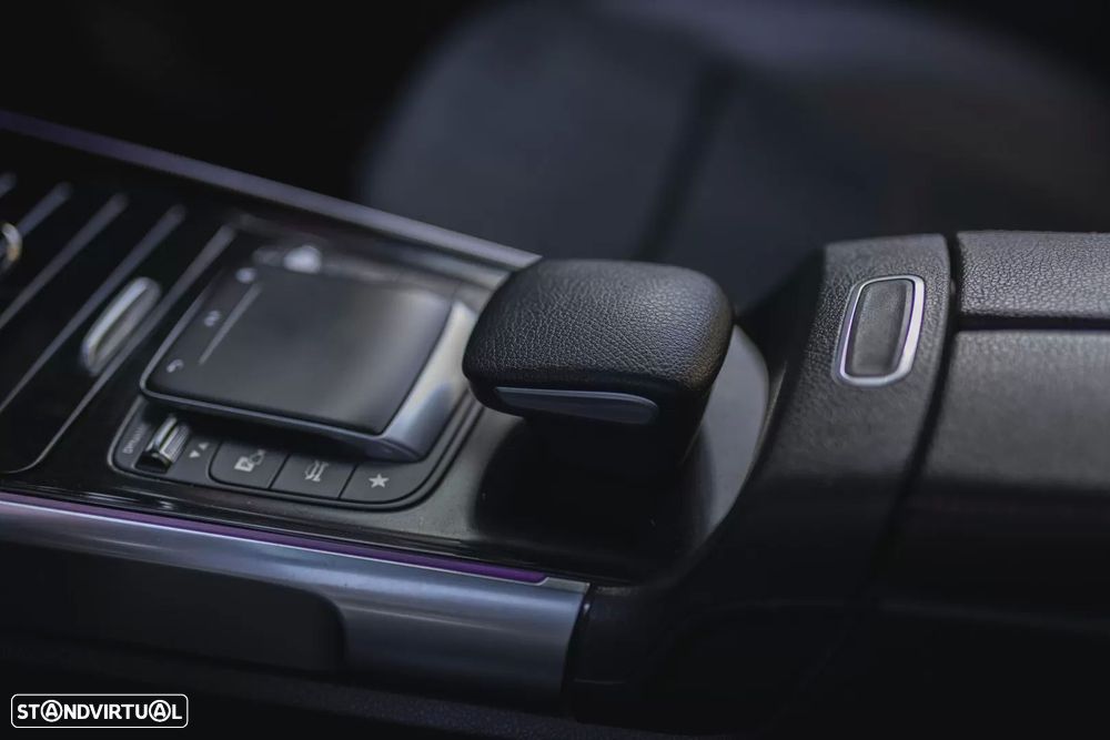 Mercedes-Benz GLB 180 d AMG Line - 23