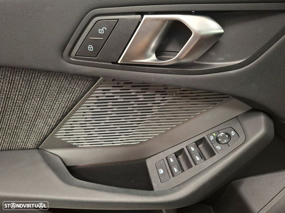 BMW 116 Standard - 19