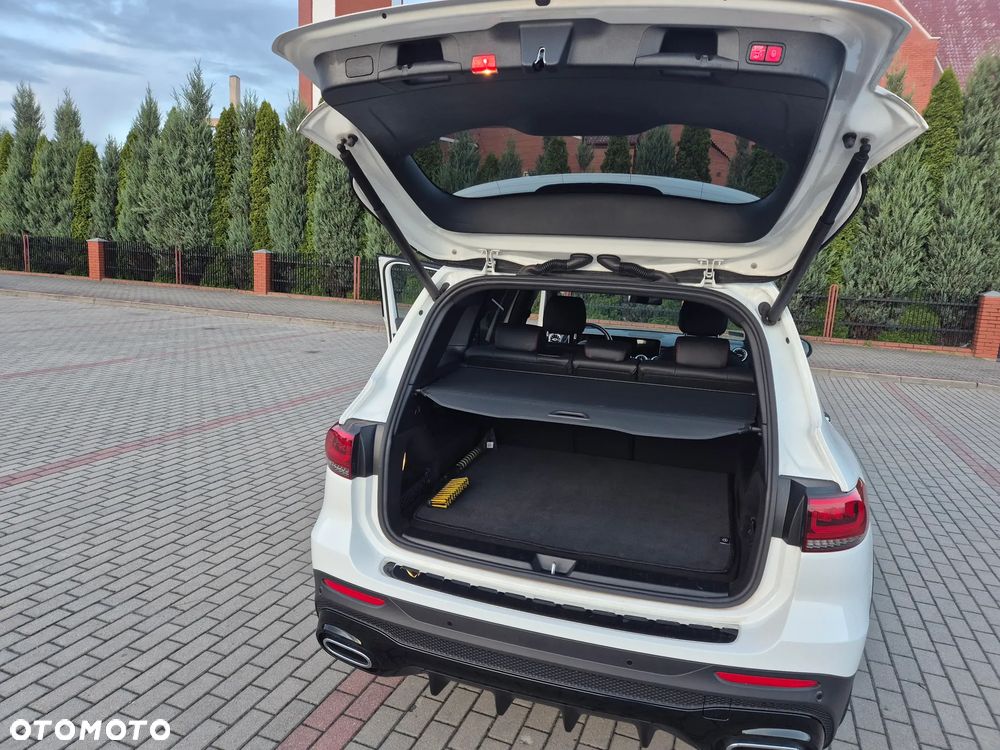 Mercedes-Benz GLB 200 AMG Line 7G-DCT - 20