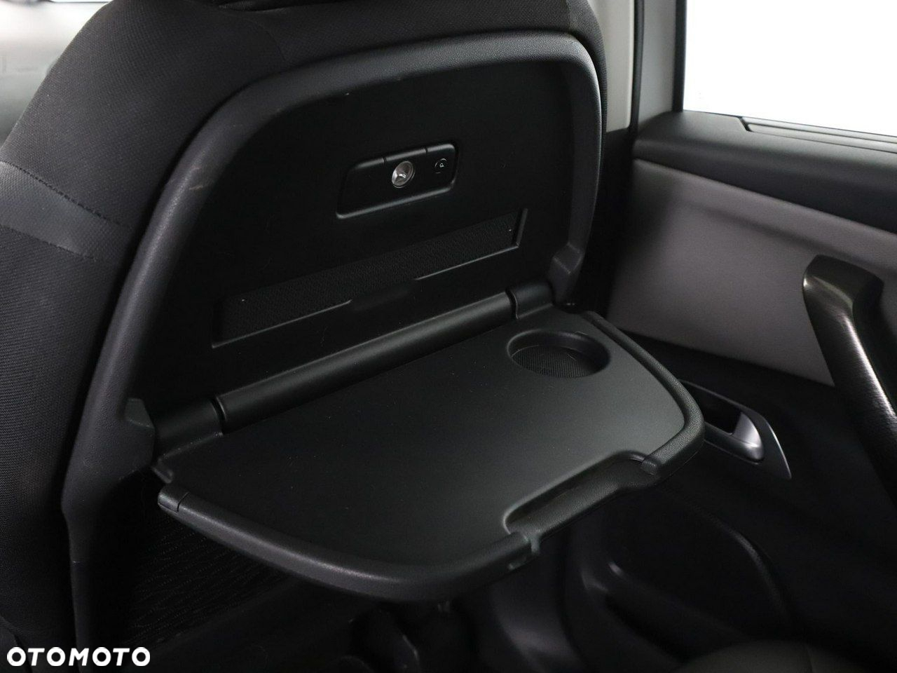 Citroën C4 Picasso 1.2 PureTech Shine S&S EAT6 - 37