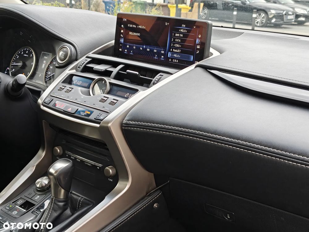 Lexus NX 300 Elegance 2WD - 21