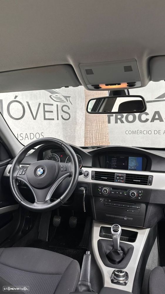 BMW 320 d Touring - 19