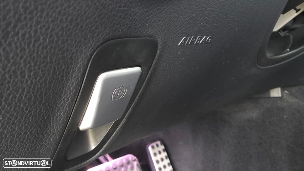 Mercedes-Benz E 220 d AMG Line - 31