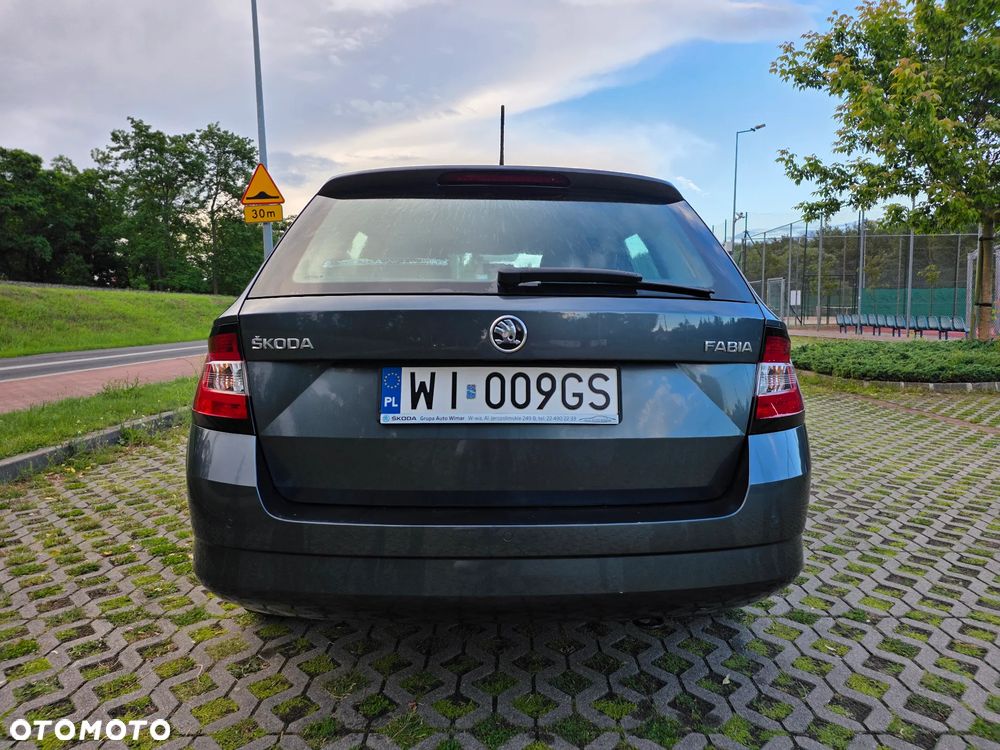 Skoda Fabia 1.0 TSI Ambition - 7