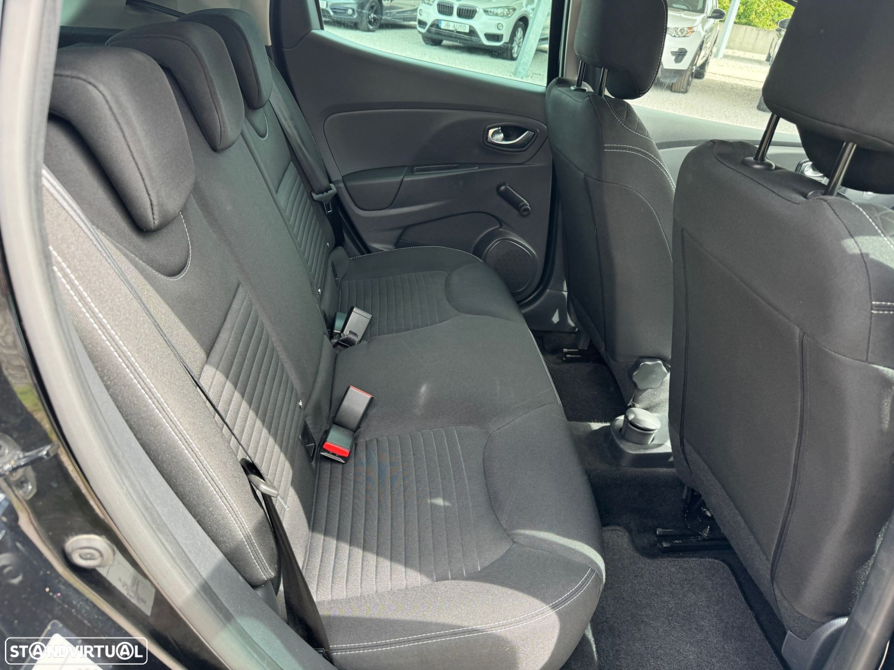 Renault Clio 0.9 TCe Limited Edition - 13