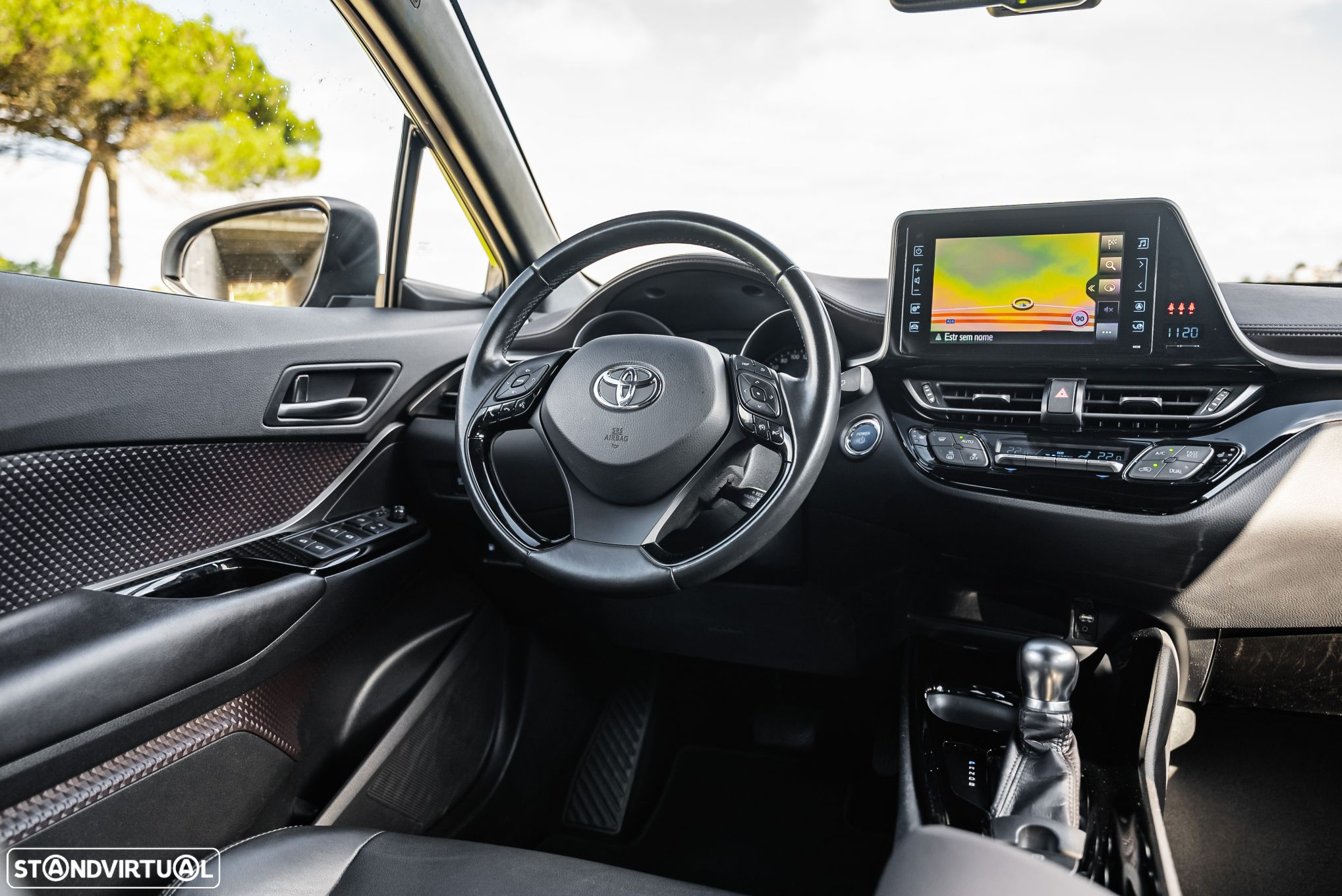 Toyota C-HR 1.8 HSD Exclusive+P.Luxury - 8