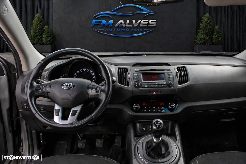 Kia Sportage 1.7 CRDI ISG LX - 26