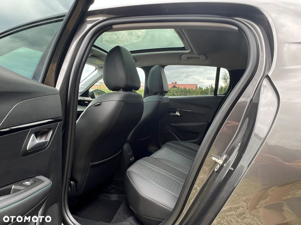 Peugeot 208 PureTech 110 Stop & Start Allure - 24
