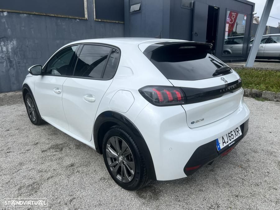 Peugeot e-208 50 kWh Allure Pack - 5