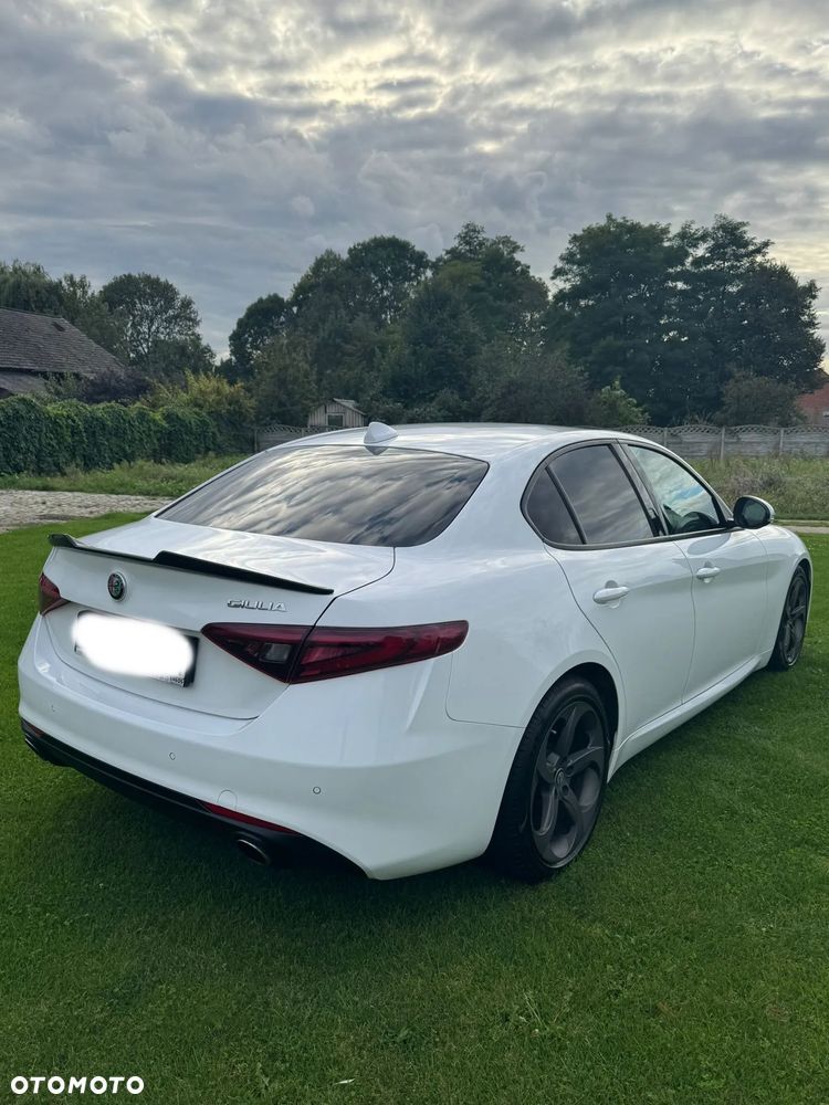 Alfa Romeo Giulia 2.2 D Turbo Super - 3