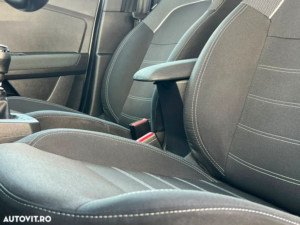 Dacia Logan TCe 90 MT6 Prestige+ - 32