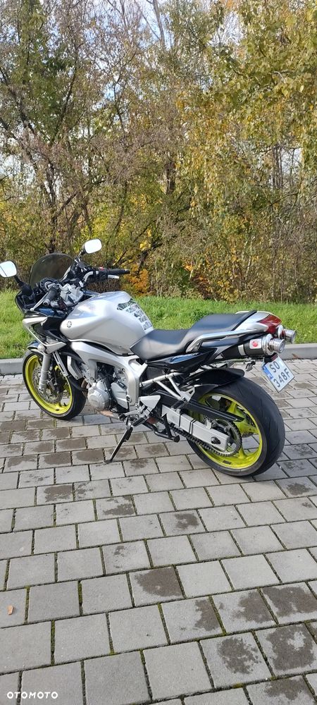Yamaha FZ6 - 4