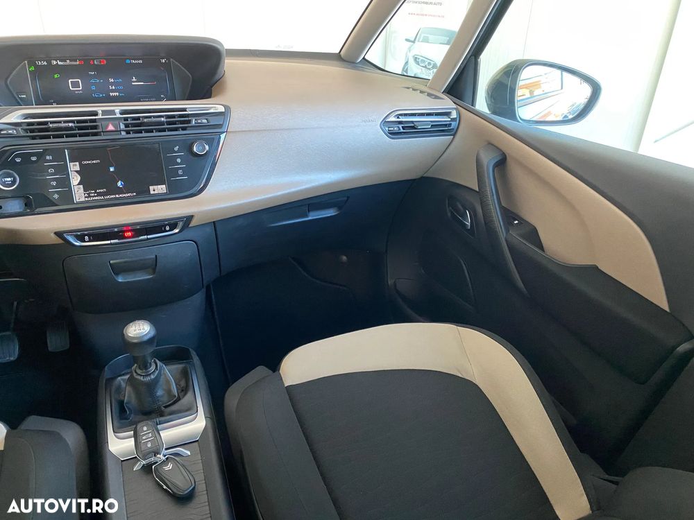 Citroën C4 Picasso - 19