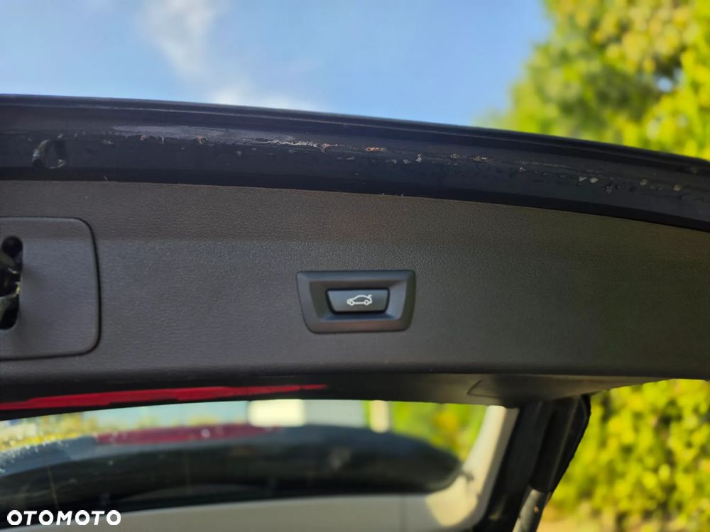 BMW X1 sDrive18i - 6