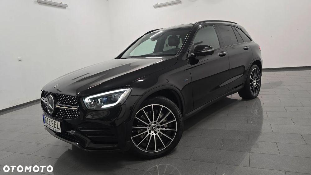 Mercedes-Benz GLC 300 de 4Matic 9G-TRONIC AMG Line Plus - 1
