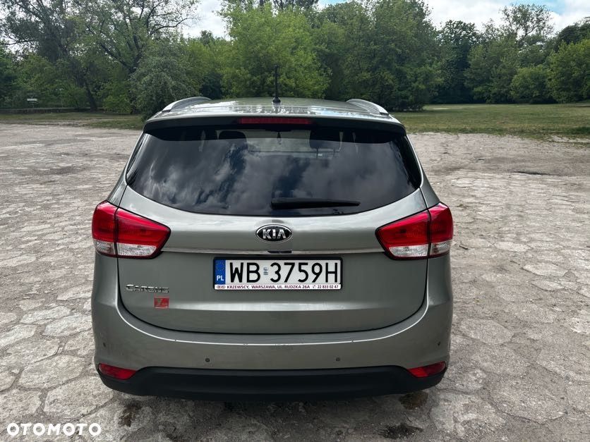 Kia Carens 1.6 GDI L - 13
