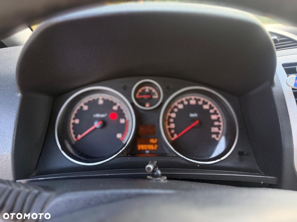 Opel Zafira 1.9 CDTI Automatik - 9