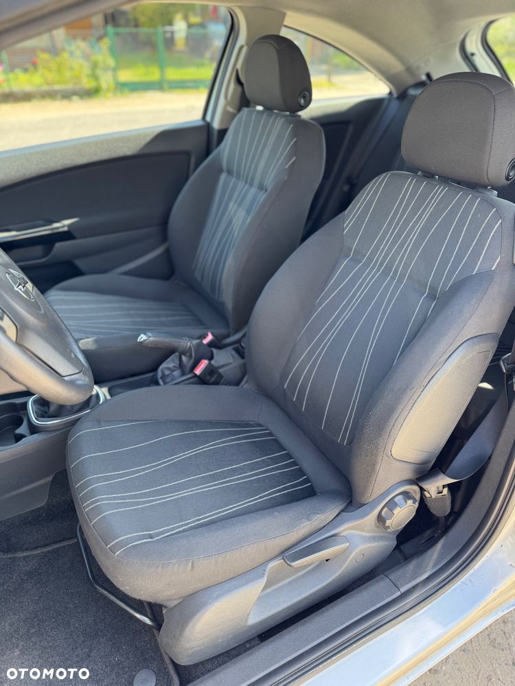 Opel Corsa - 11