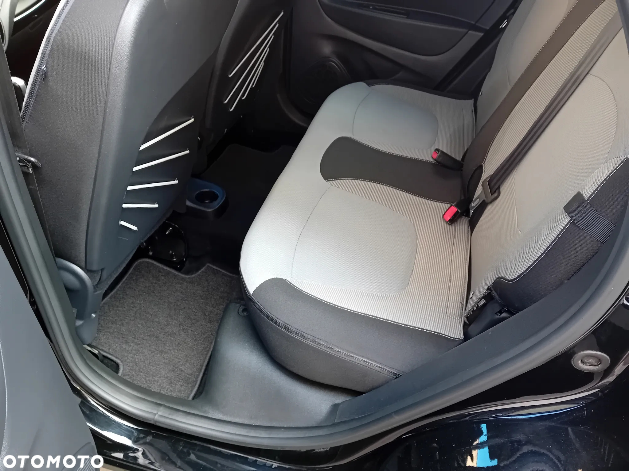 Renault Captur 1.2 Energy TCe Intens EDC - 36