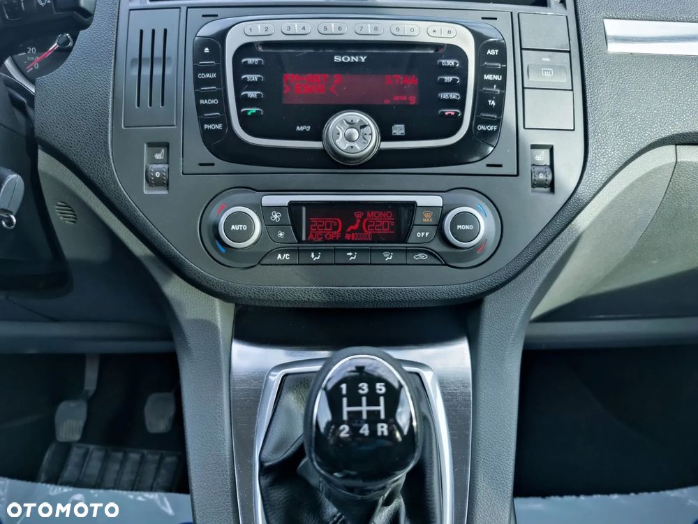 Ford C-MAX 2.0 Titanium - 8