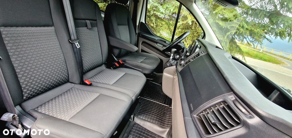 Ford Transit Custom - 10