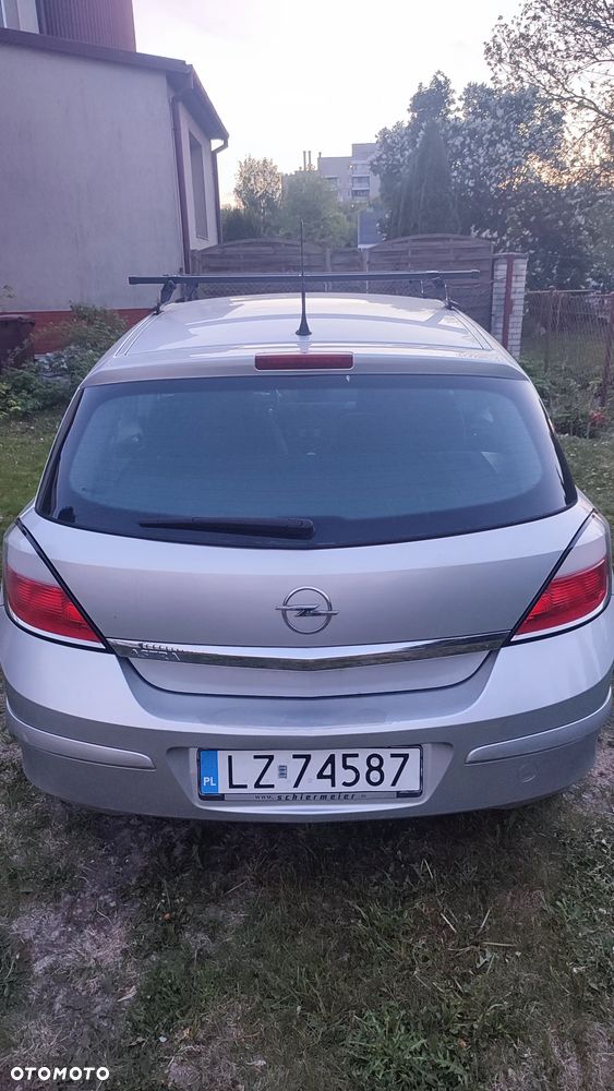 Opel Astra 1.4 Enjoy - 10